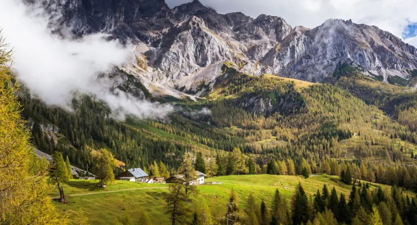 Wandern im Sommerurlaub in Filzmoos, Salzburg